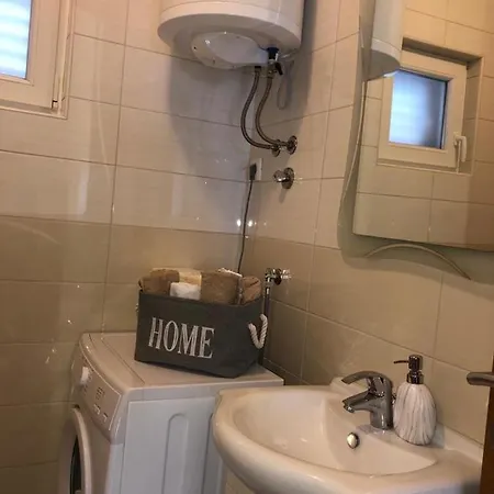 Ivesic Διαμέρισμα *